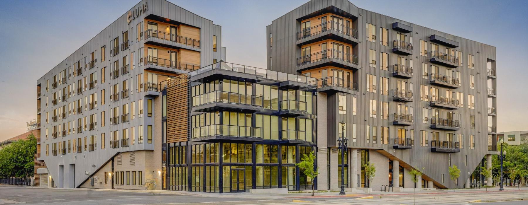 a building with a lot of windows